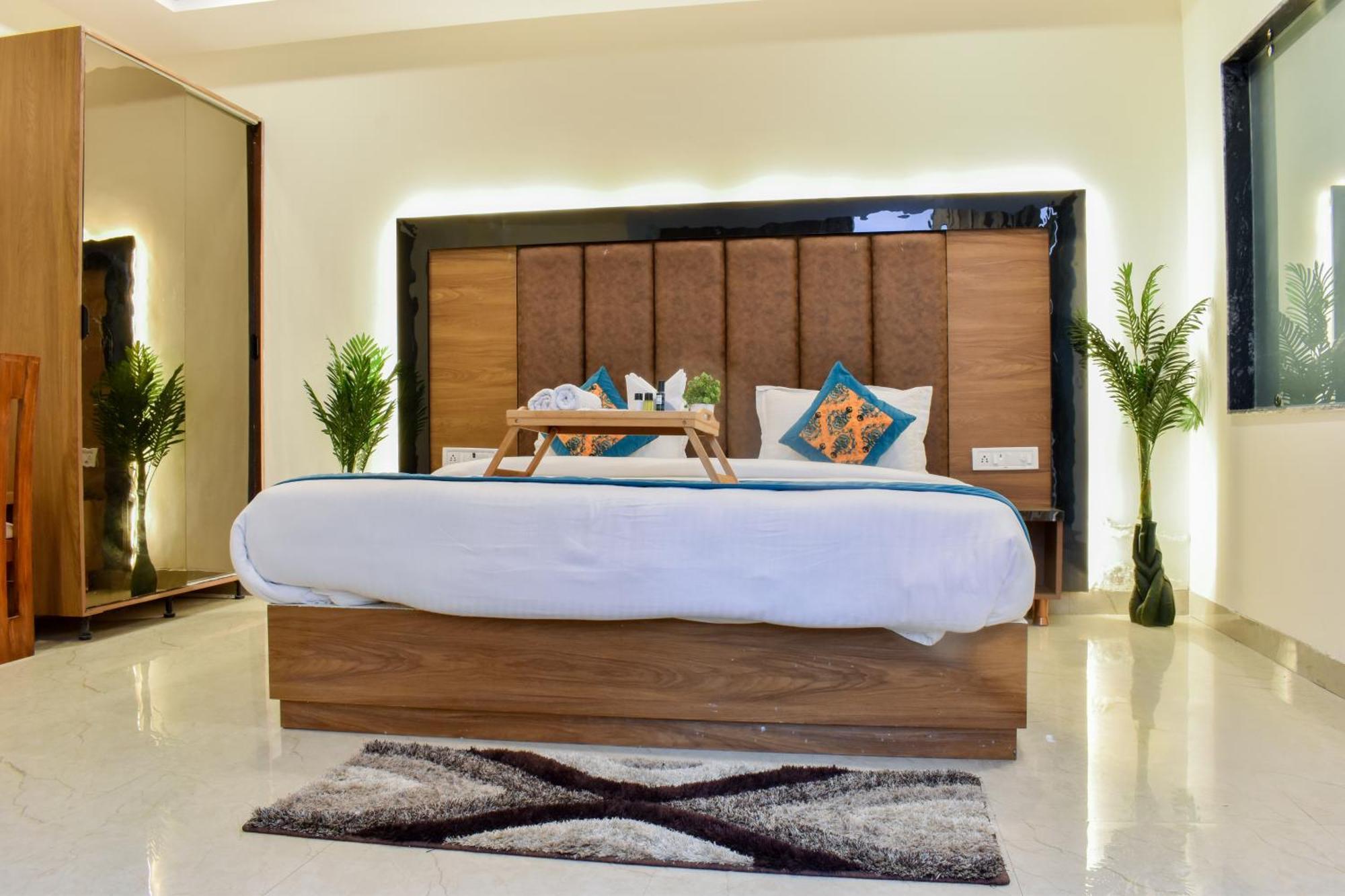 ניו דלהי Hotel Yash Palace מראה חיצוני תמונה