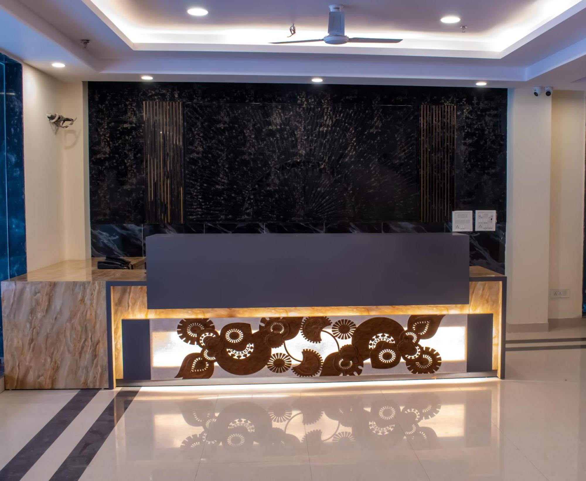 ניו דלהי Hotel Yash Palace מראה חיצוני תמונה